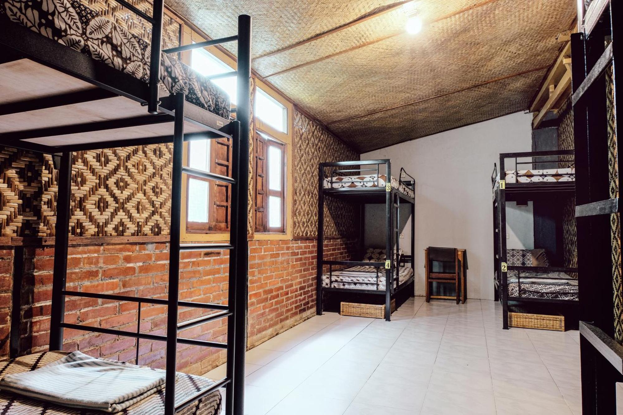Glory Homestay Yogyakarta Eksteriør billede