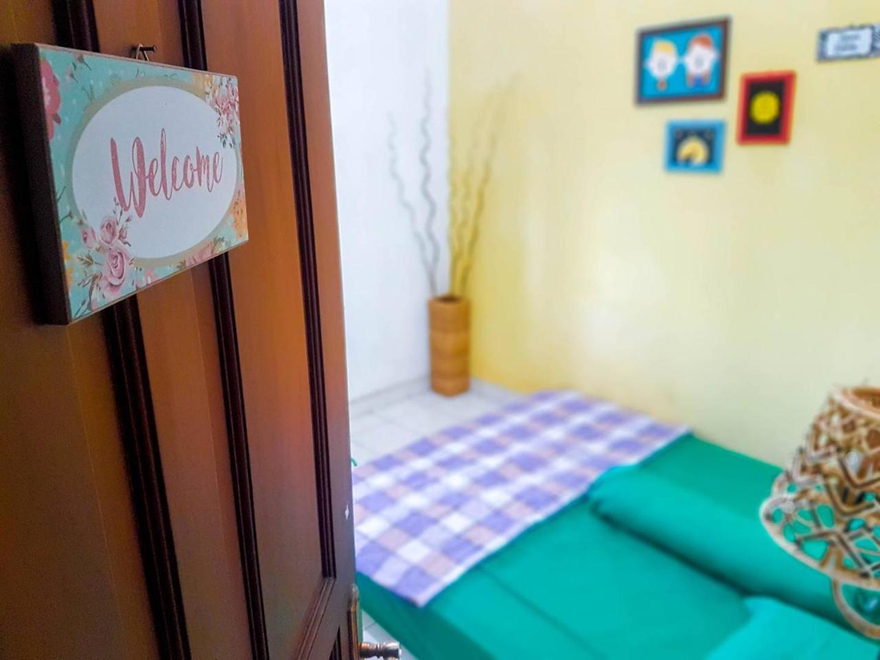Glory Homestay Yogyakarta Eksteriør billede